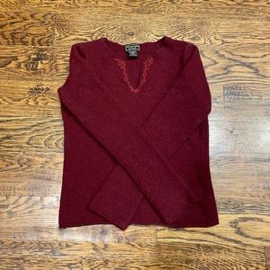 Women’s Abercrombie & Fitch sweater, size small.
